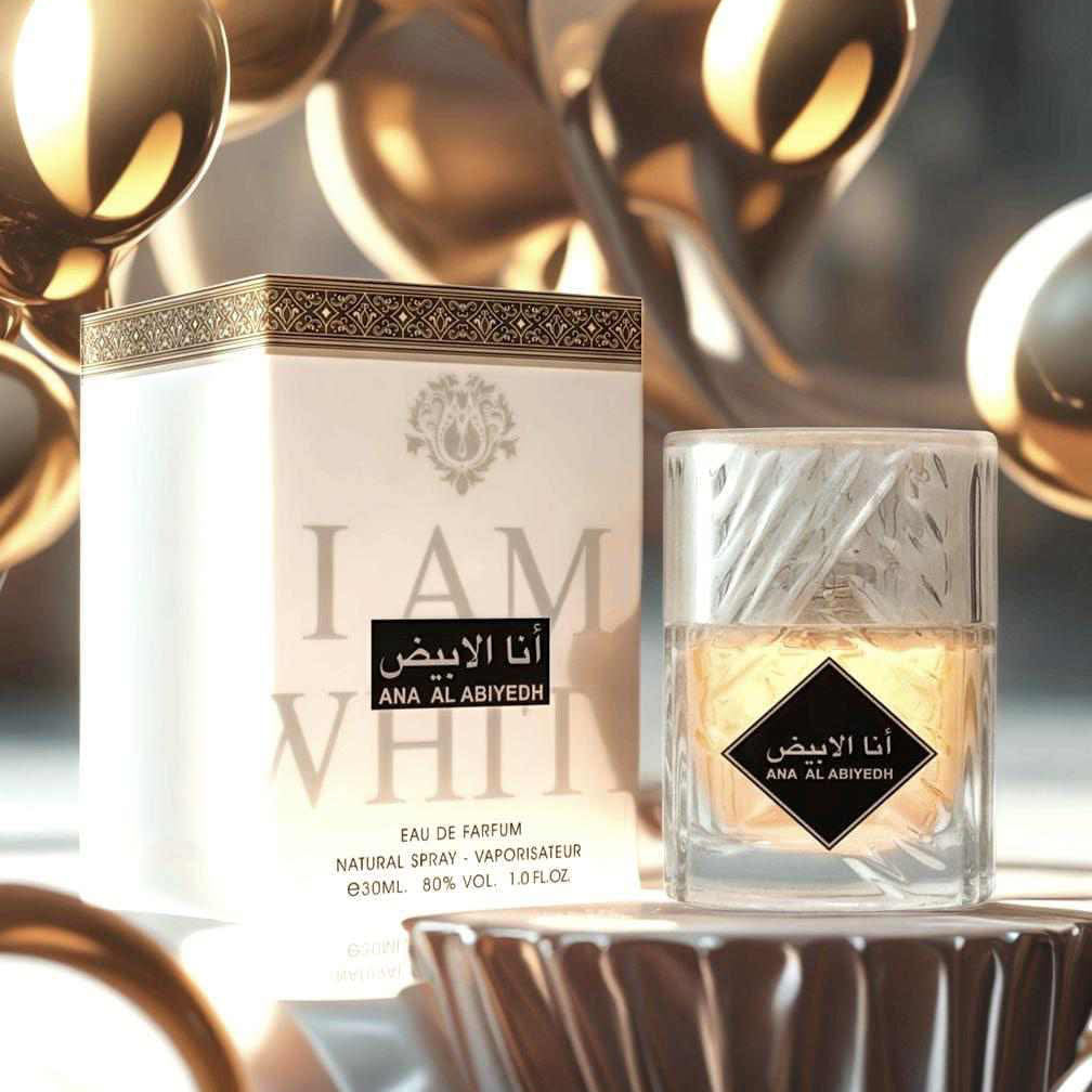 عطر "انا الأبيض"من شركة لطافة الاماراتيه -٣٠ مل