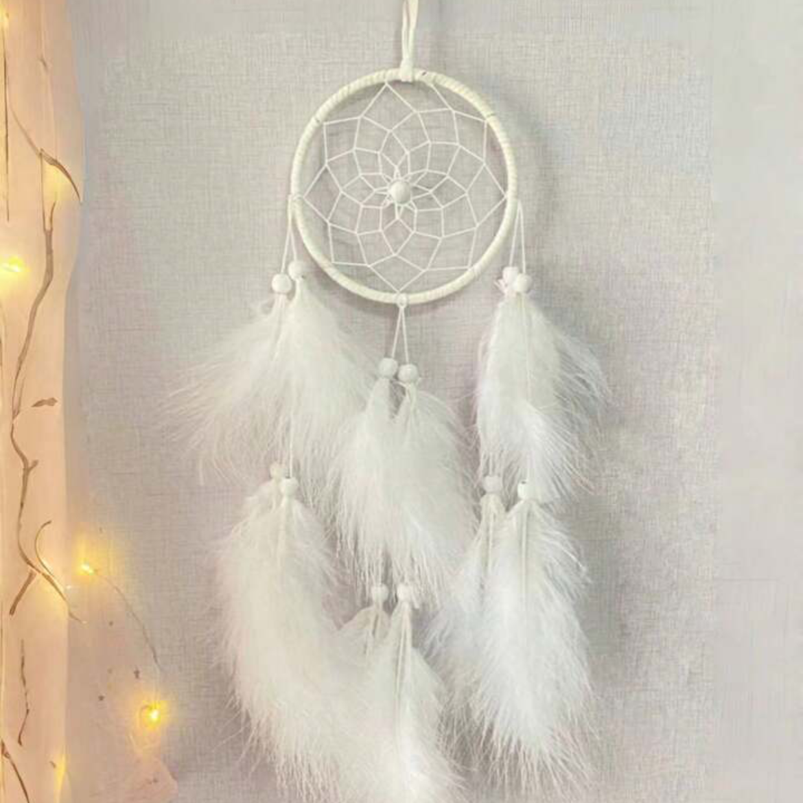 معلق حائط دريم كاتشر (Dream Catcher) بريش أبيض