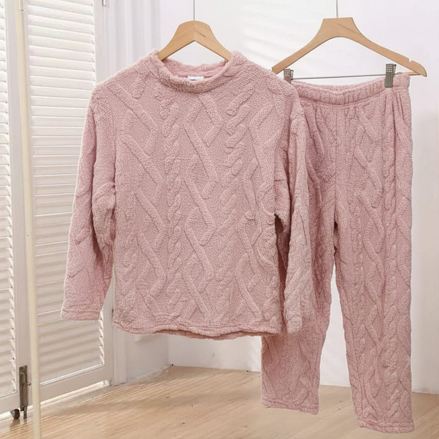 بيجاما شتوية فرو ناعم- فري سايز