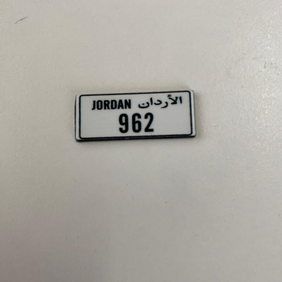 استيكر معدن