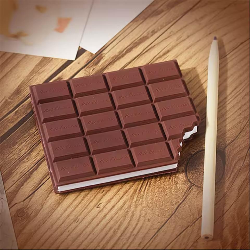 دفتر ملاحظات بتصميم ورائحة الشوكولاتة