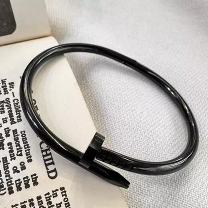 اسواره معدنية فاخر بتصميم مسمار