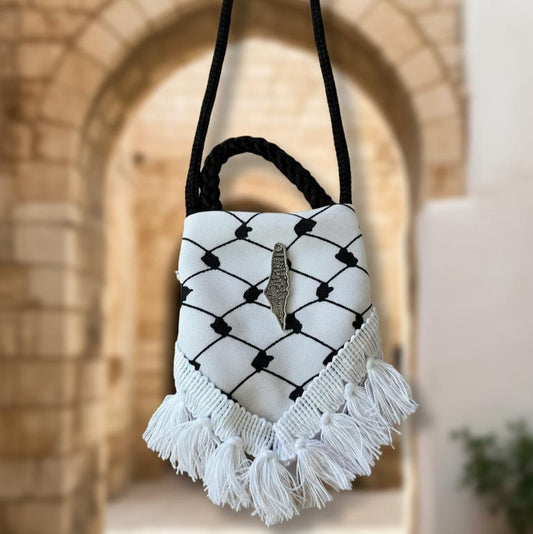 تعليقه سيارة شماغ مع خريطة فلسطين