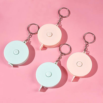 شريط قياس مصغر بتصميم ميدالية