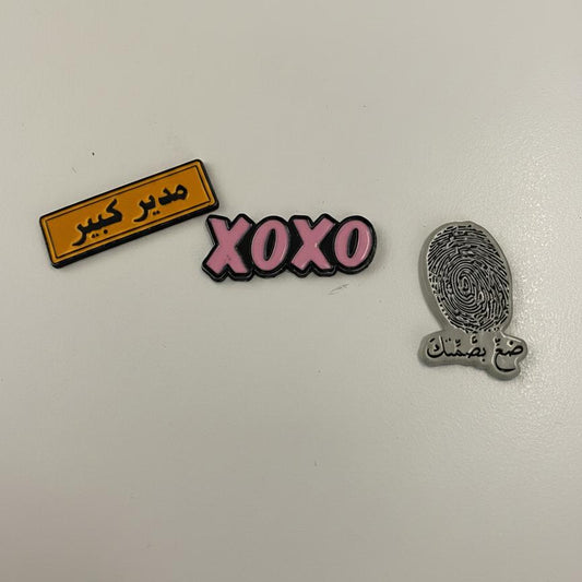 استيكر معدن