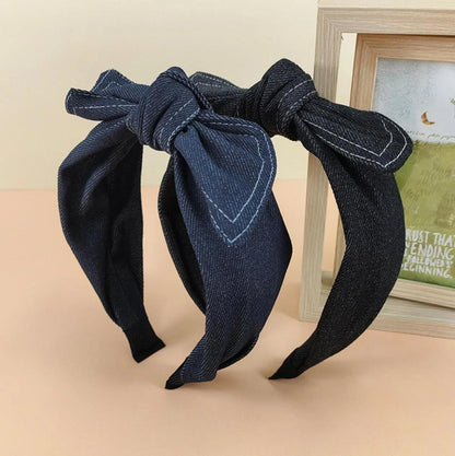 طوق شعر جينز بتصميم عقدة