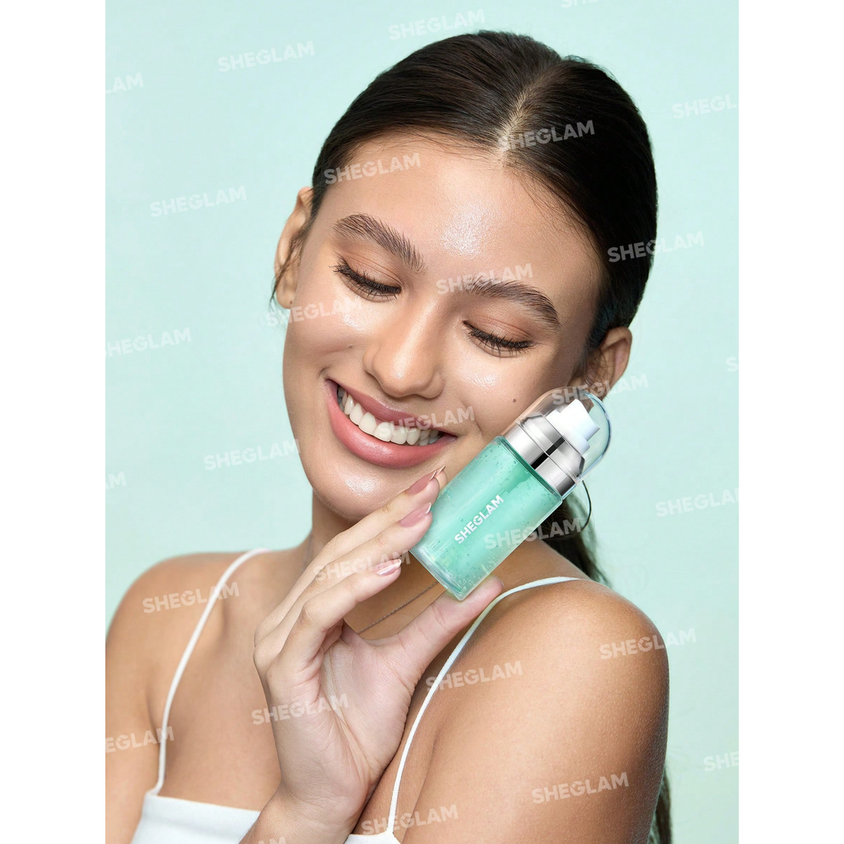 بخاخ المرطب والمثبت للمكياج SHEGLAM Good Grip Hydrating Prime & Set Spray