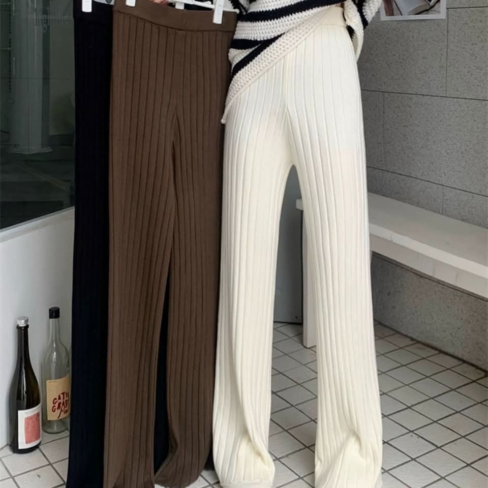 بنطلون صوف واسع (Knit) بخصر مرتفع ومضلع