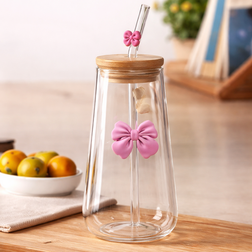كوب زجاجي شفاف بغطاء خشبي وفيونكة ملونة