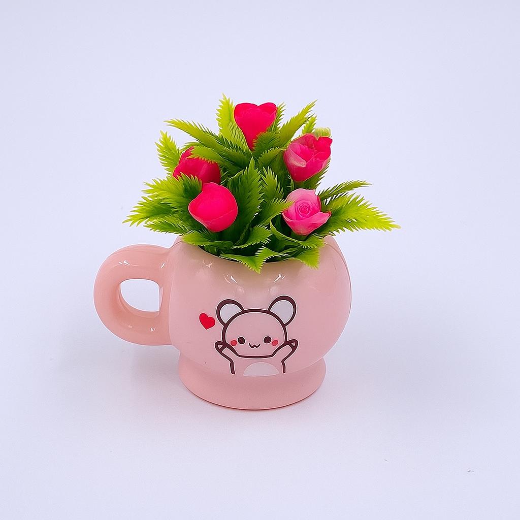 ورد صناعي صغير بتصميم كوب لطيف