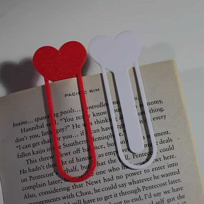 فواصل كتب بشكل قلب – قطعتين