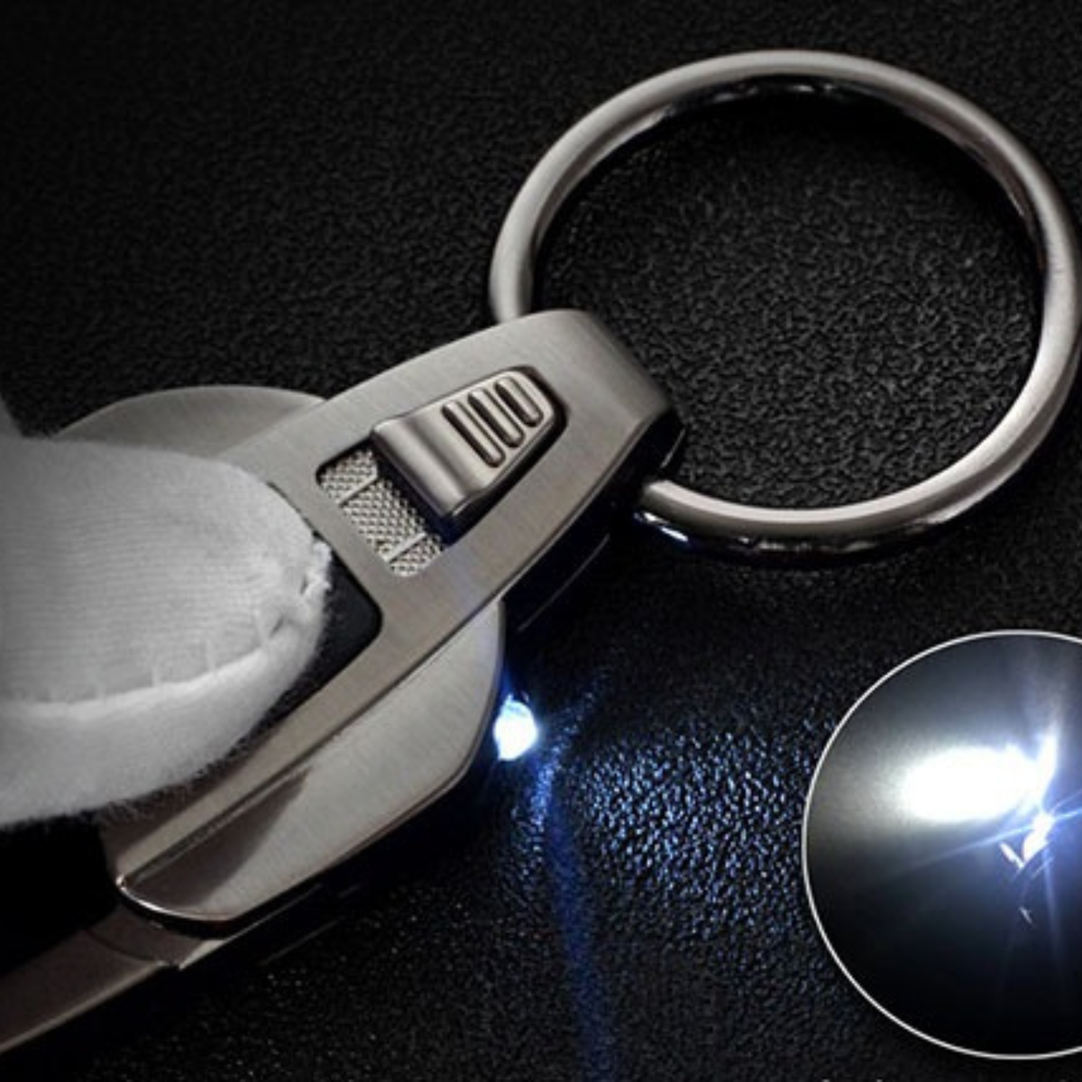 ميدالية معدنية فخمة مع فتاحة علب وإضاءة LED