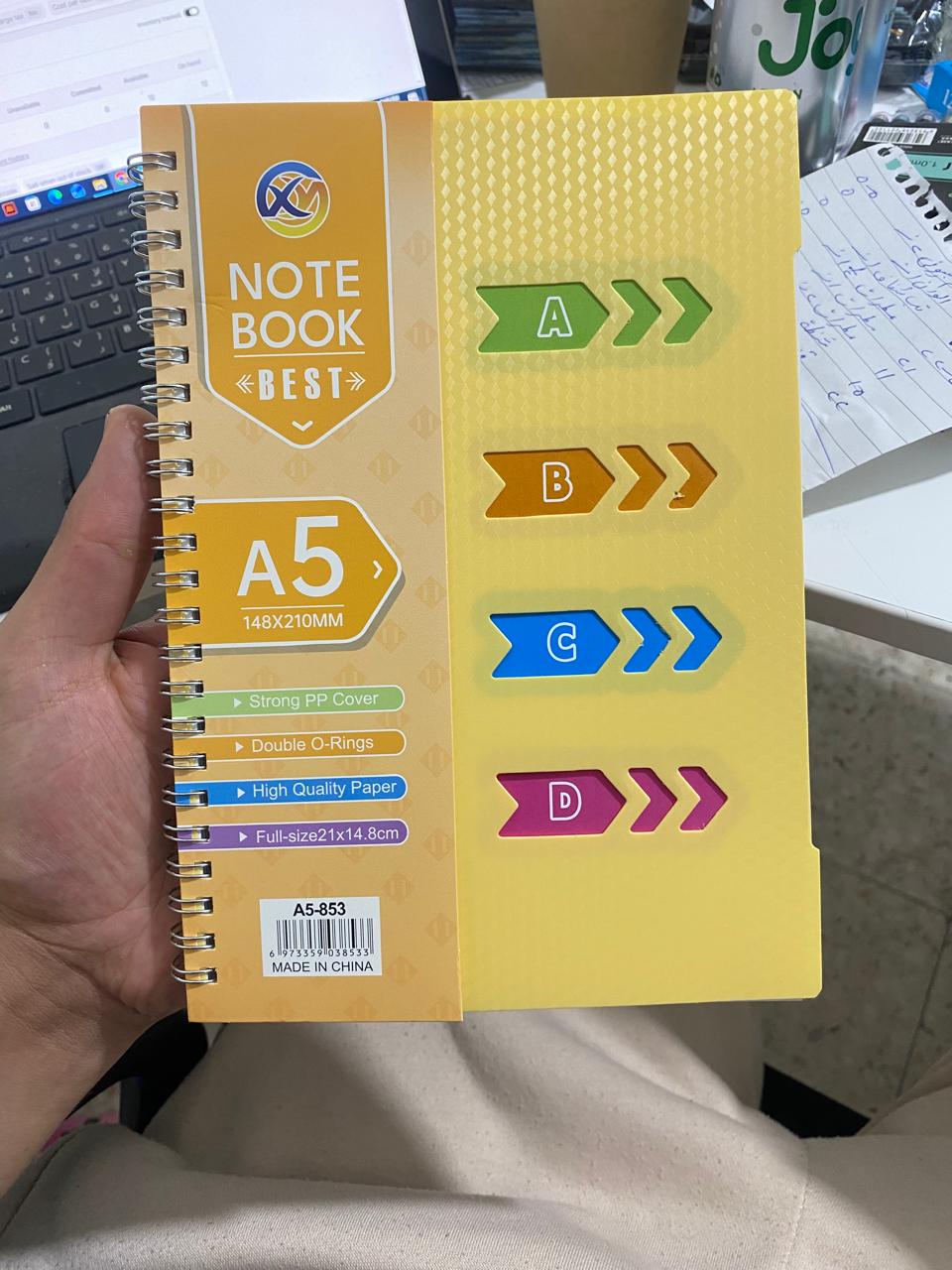 دفتر سلك A5 بغلاف ملون مع فواصل تنظيم