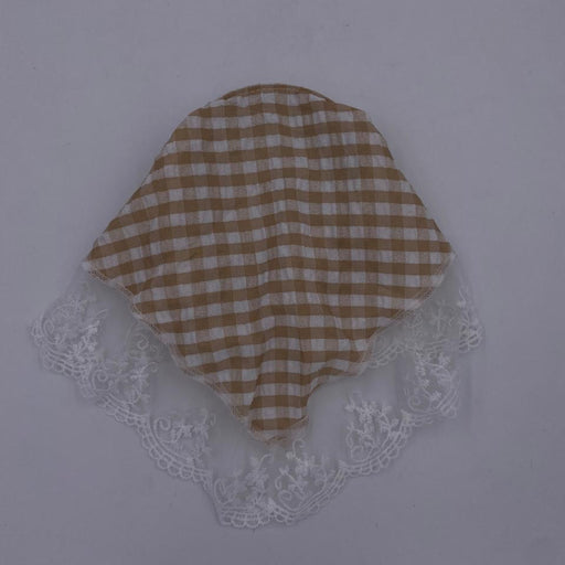 باندانا مربعة بنقشة مربعات مع دانتيل