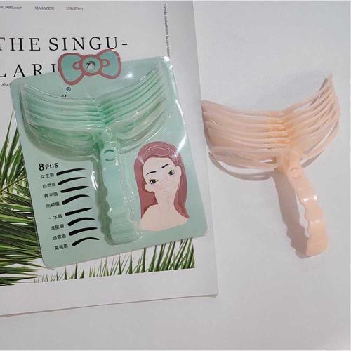 مجموعة قوالب رسم الحواجب ثلاثية الأبعاد – 8 قطع مع فرشاة