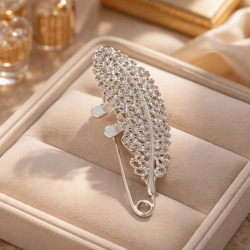 دبوس زينة (بروش) نسائي معدني مزخرف