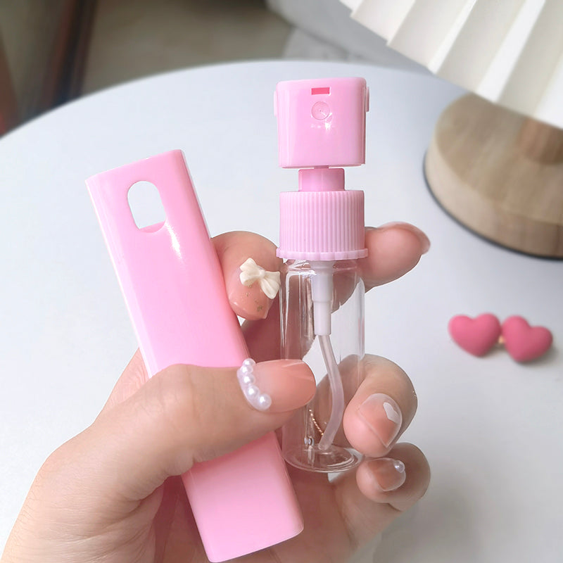 بخاخ عطر صغير قابل لإعادة التعبئة مع غطاء حماية