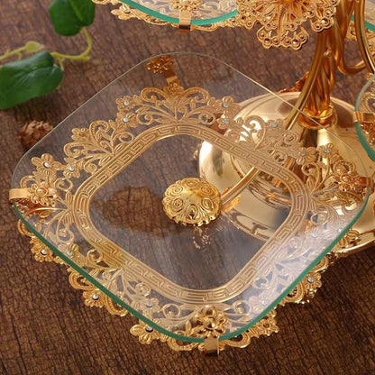 حامل ضيافة فاخر ثلاثي الطبقات بتصميم قلب ذهبي