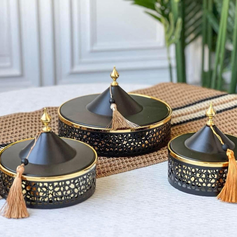 طقم مضايف معدني انيق - ٣ قطع