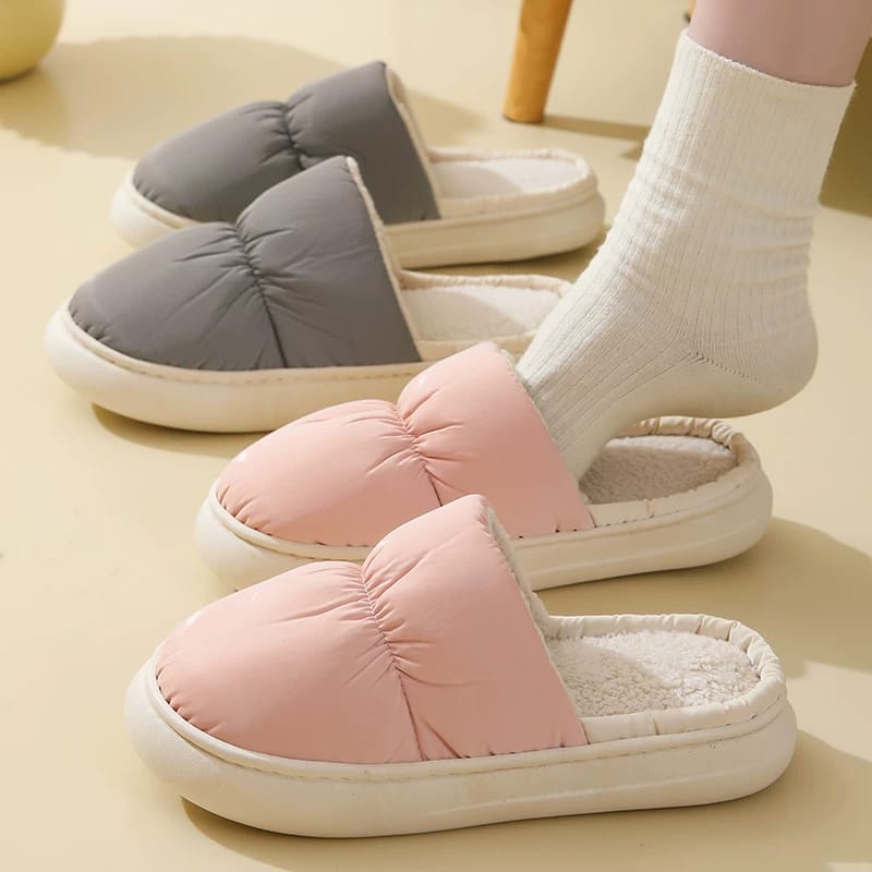 منطفلي (خف) نسائي فرو ضد المي