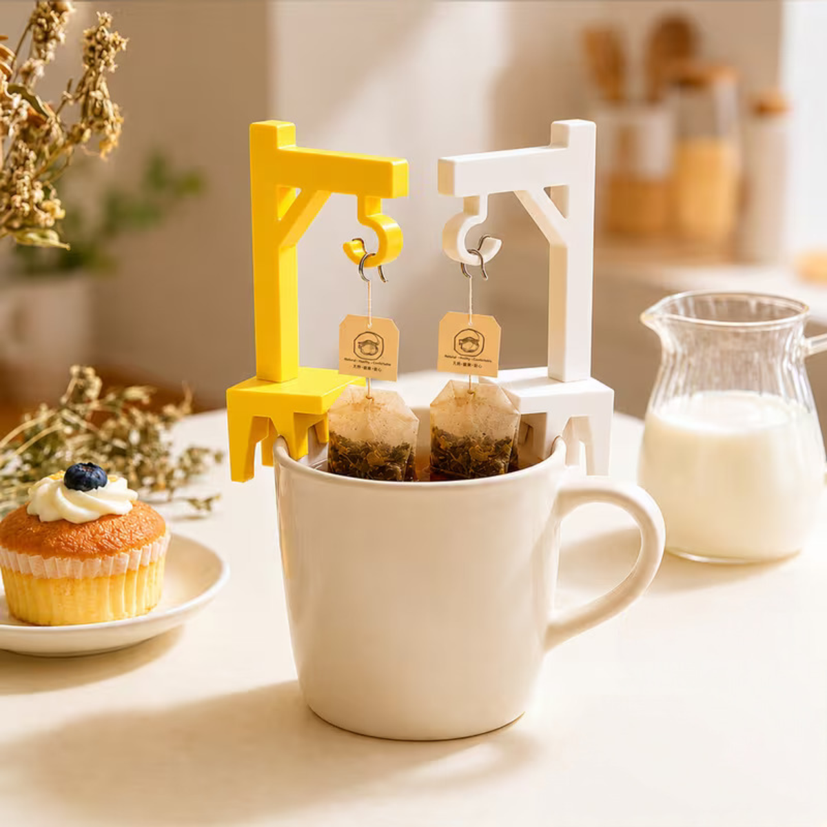 حامل مدالية الشاي بشكل رافعة