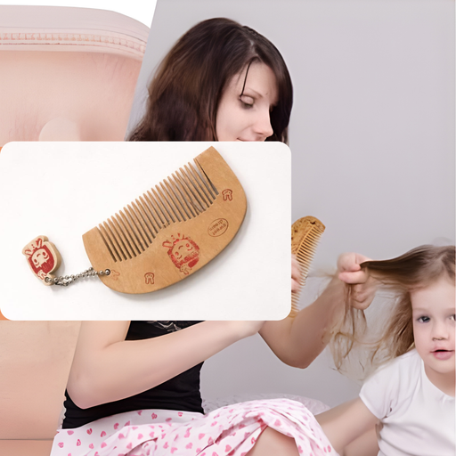 مشط خشبي للأطفال مع ميدالية