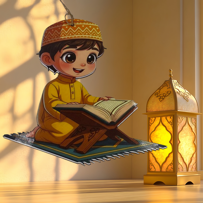 تعليقة رمضان خشبية قياس ٢٨ سم  – طفل يقرأ القرآن