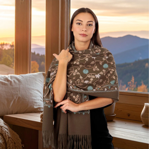 شال  كتف كشمير مطرز وحجم كبير -عدة نقشات والوان