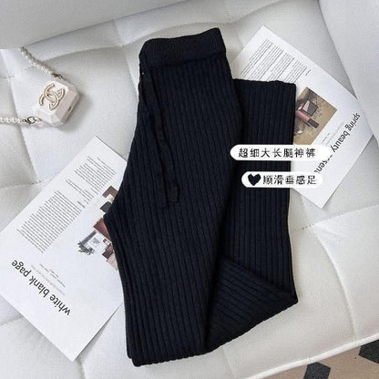 بنطلون صوف واسع (Knit) بخصر مرتفع ومضلع