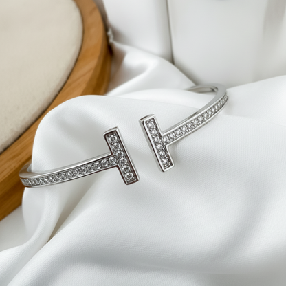 أسوارة حرف Tستانلس ستيل ثقيل – مرصعة سترس لامعة