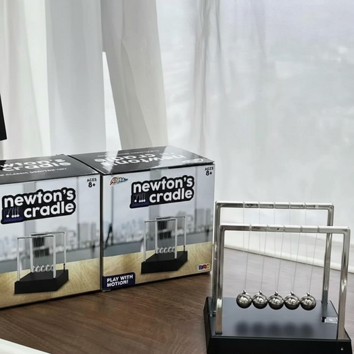 بندول نيوتن (Newton's Cradle)